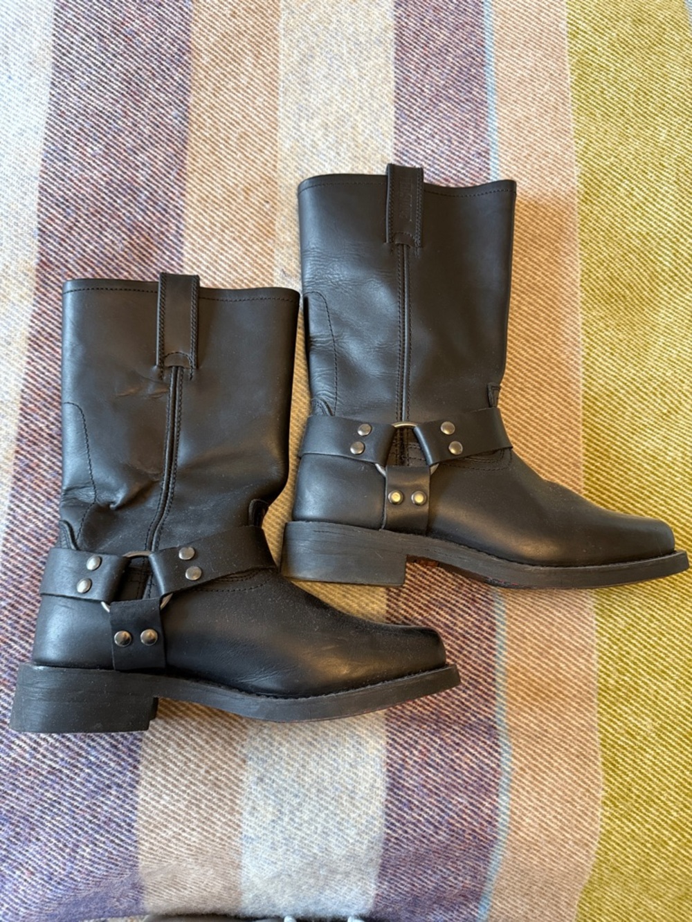 NWOT Moto Boots leather